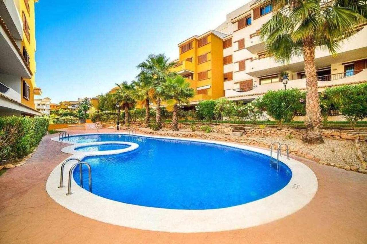Espanhouse Linda Apartment ตอร์เรเวียคา ภายนอก รูปภาพ