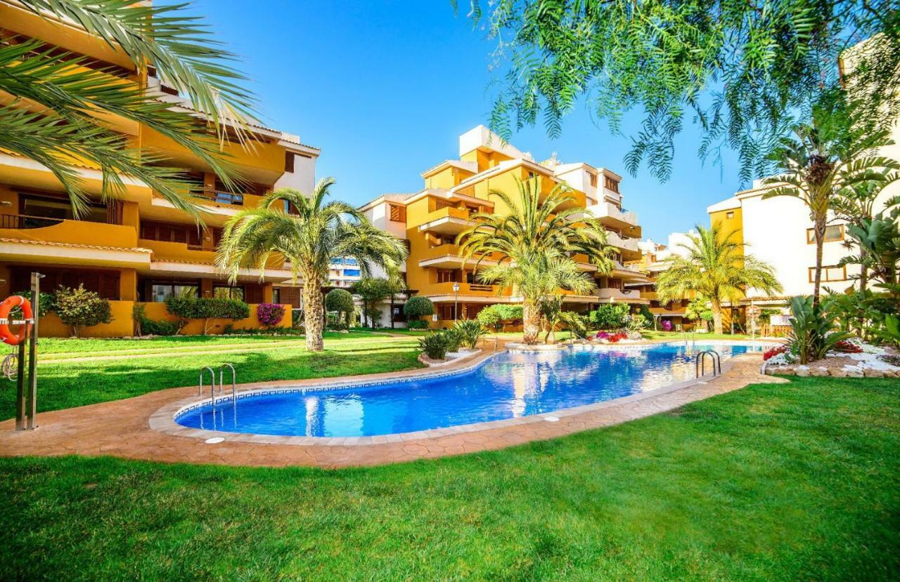 Espanhouse Linda Apartment ตอร์เรเวียคา ภายนอก รูปภาพ
